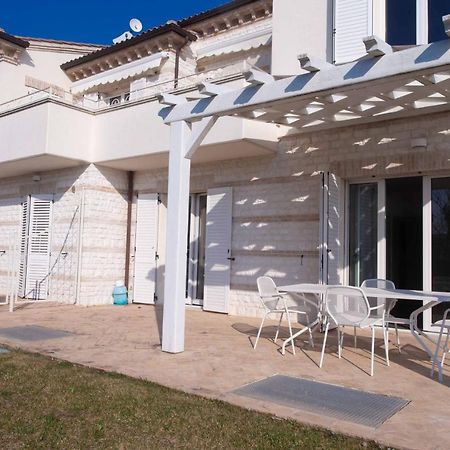 S018 - Sirolo, Nuovissimo Trilocale In Pietra Con Giardino Dx Exterior foto